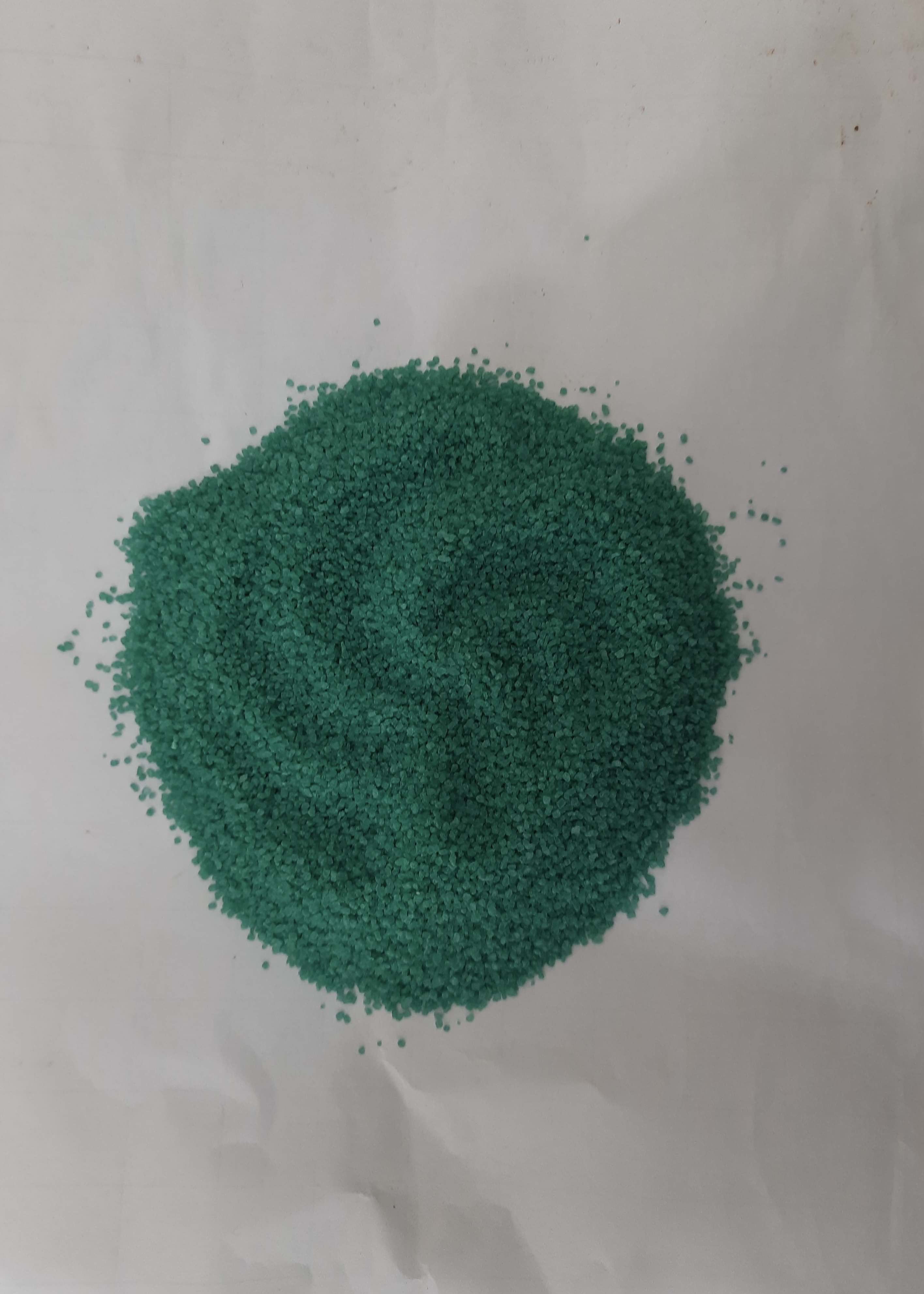 Green Colored Salt Speckles for Detergent
